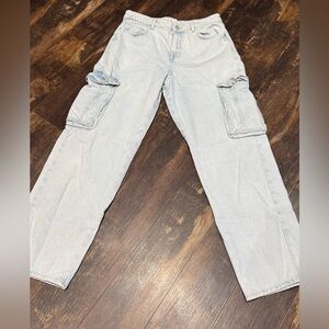 Women’s ZARA Cargo Jeans Size 6